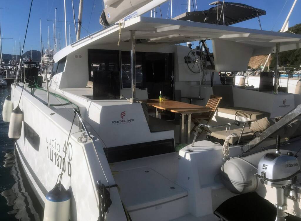 Katamaran Fountaine Pajot Lucia 40 ECONOMY