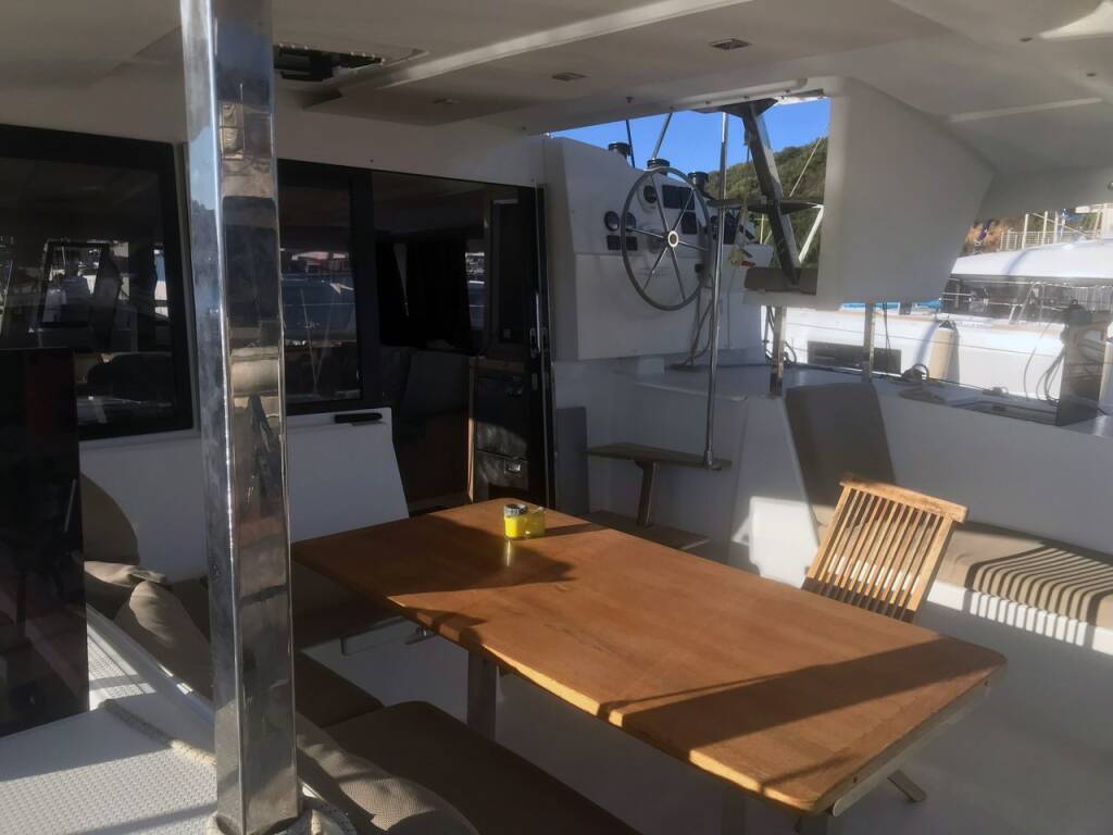 Katamaran Fountaine Pajot Lucia 40 ECONOMY