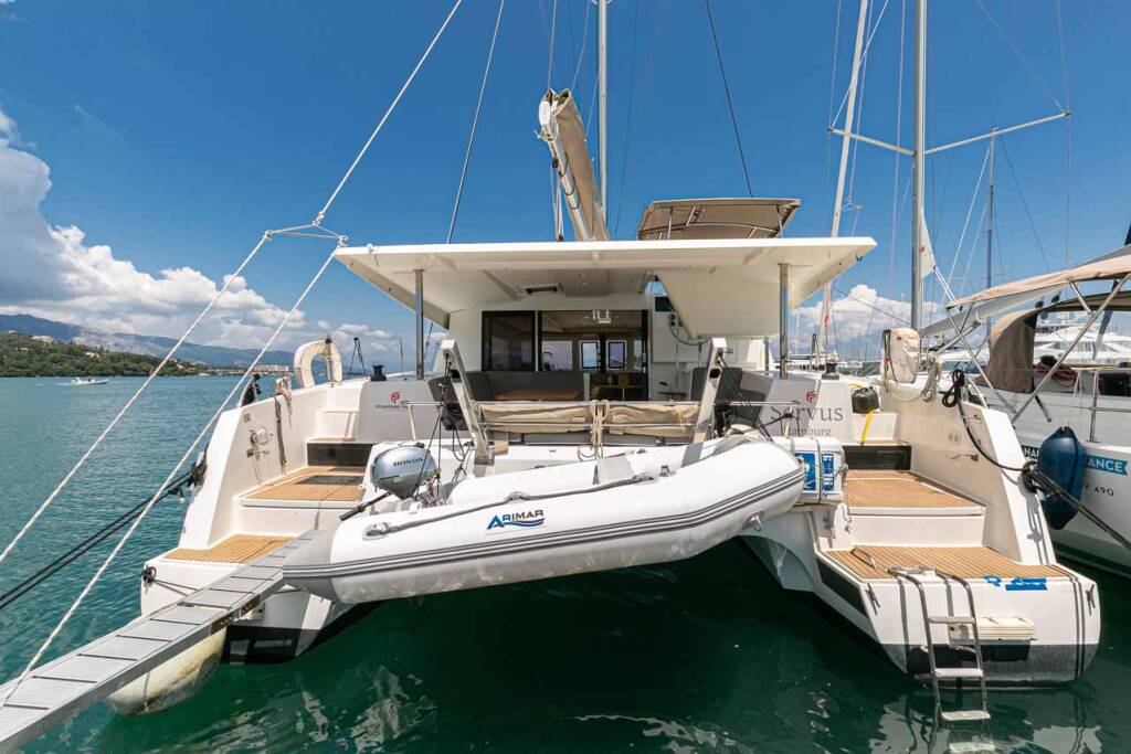 Katamaran Fountaine Pajot Lucia 40 Servus