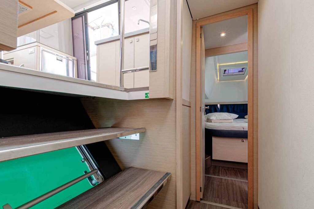 Katamaran Fountaine Pajot Lucia 40 Servus