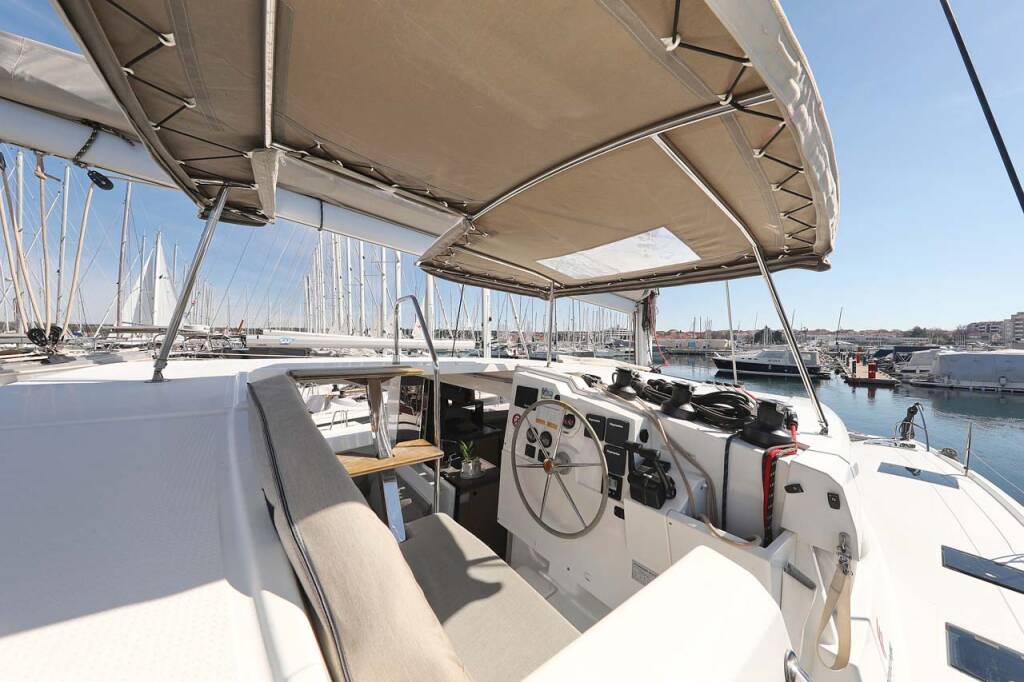 Katamaran Fountaine Pajot Lucia 40 Tu Tamo 2