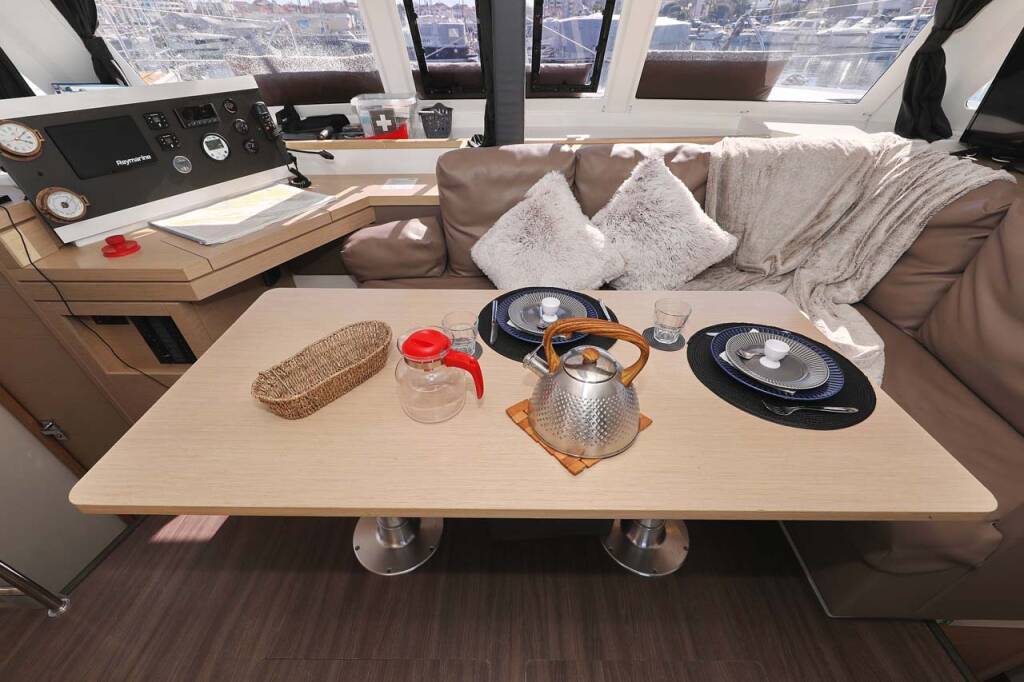 Katamaran Fountaine Pajot Lucia 40 Tu Tamo 2