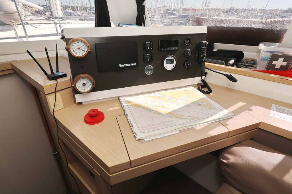 Katamaran Fountaine Pajot Lucia 40 Tu Tamo 2