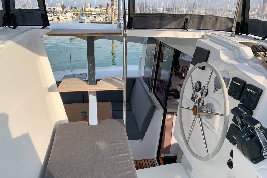 Katamaran Fountaine Pajot Lucia 40 Merengue