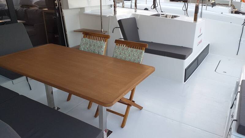 Katamaran Fountaine Pajot Lucia 40 El Camino