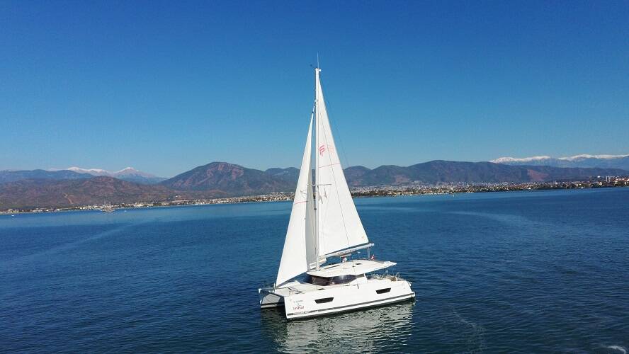 Katamaran Fountaine Pajot Lucia 40 El Camino