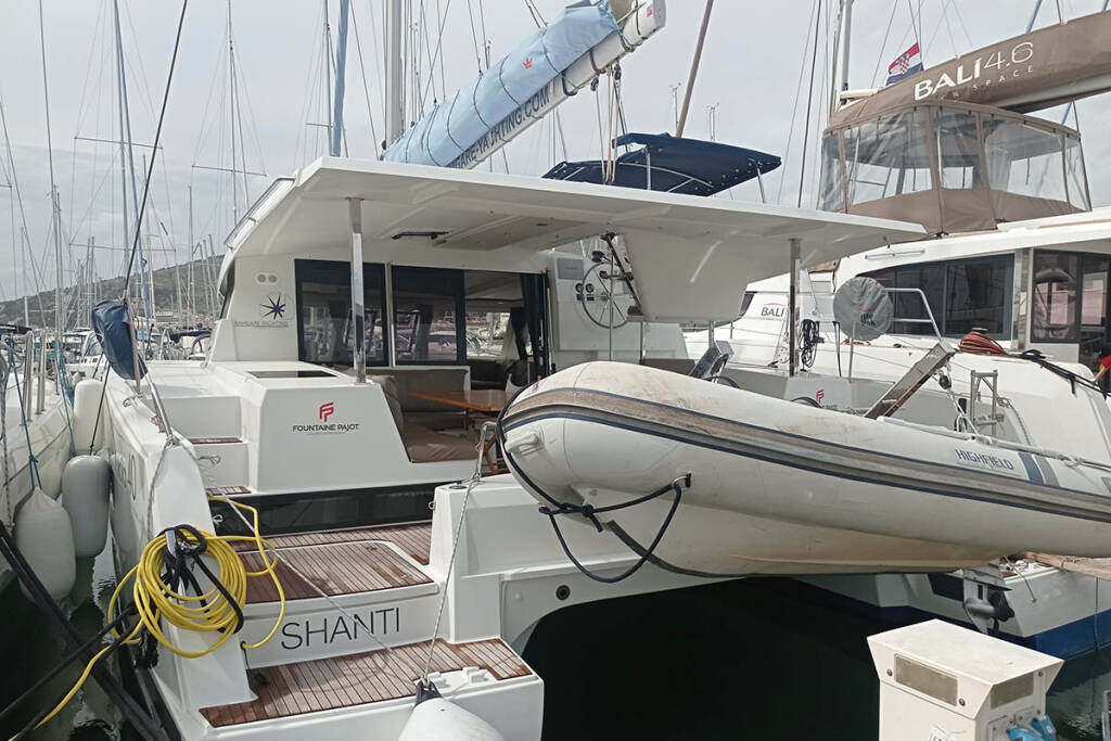 Katamaran Fountaine Pajot Lucia 40 Shanti