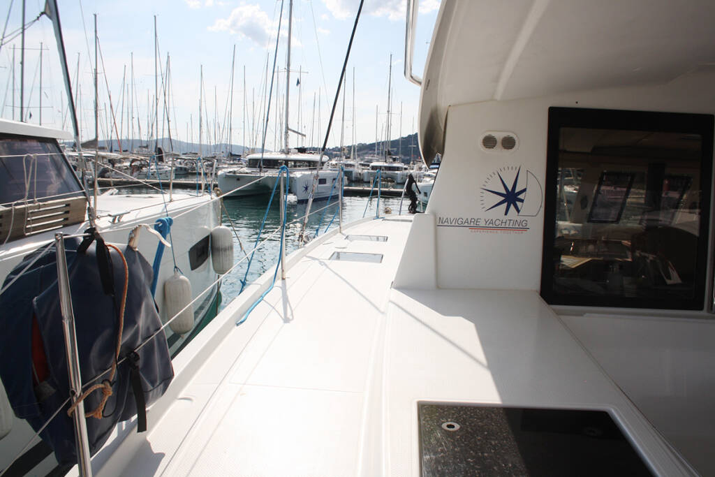 Catamaran Fountaine Pajot Lucia 40 Shanti