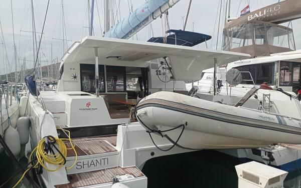 Fountaine Pajot Lucia 40 Shanti Trogir, Yachtclub Seget (Marina Baotić)