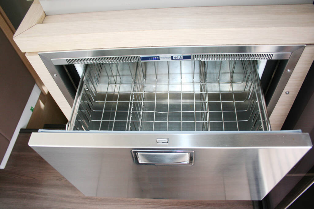 Katamaran Fountaine Pajot Lucia 40 Admira