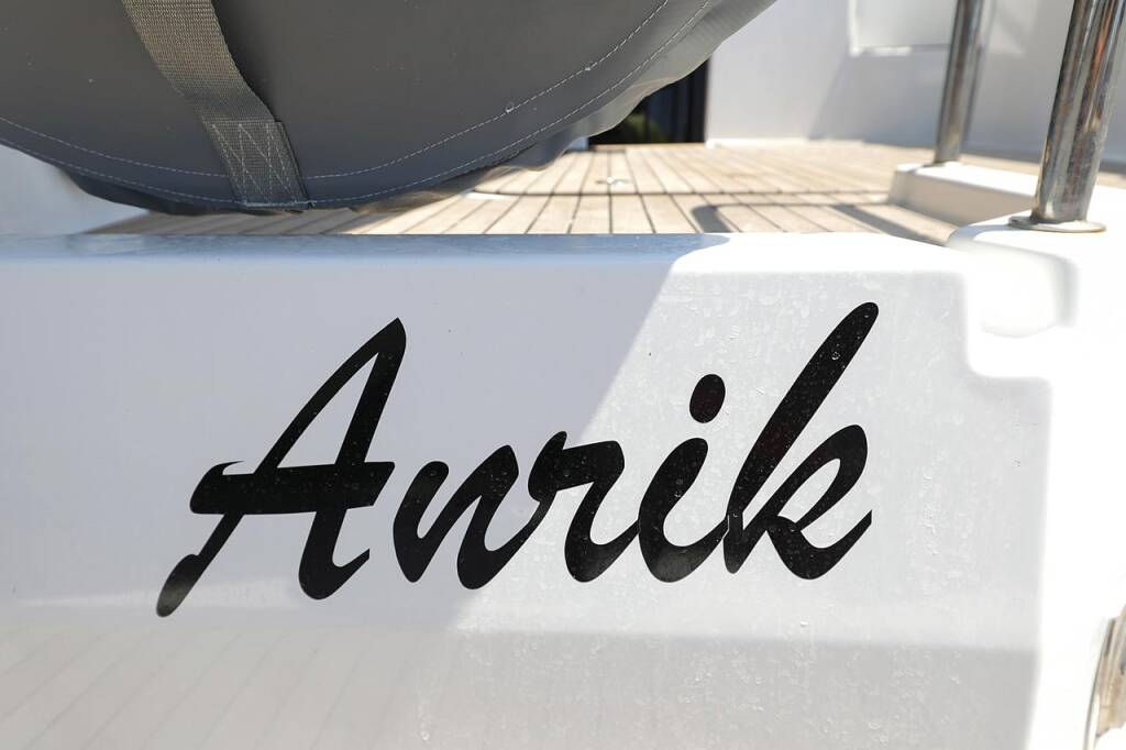 Power catamaran Fountaine Pajot MY 37 Anrik