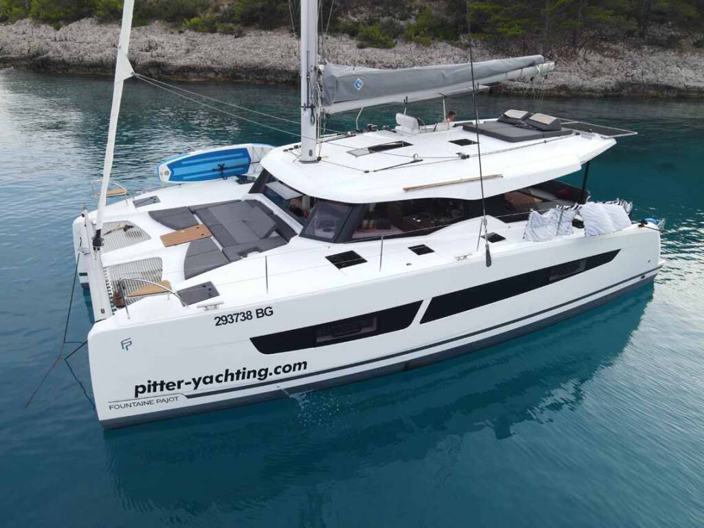 Catamaran Fountaine Pajot FP 41 Quatuor 3 Acamar