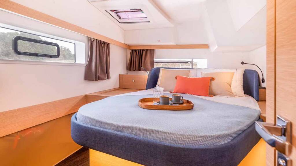 Catamaran Fountaine Pajot New 41 Quatuor 4 Cataya