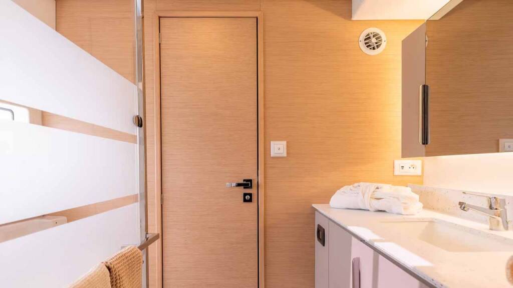 Catamaran Fountaine Pajot New 41 Quatuor 4 Cataya