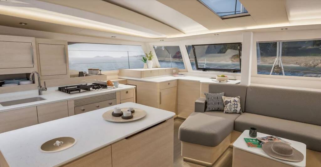Catamaran Fountaine Pajot FP 44 Quatuor ELECTRIC MANATEE 
