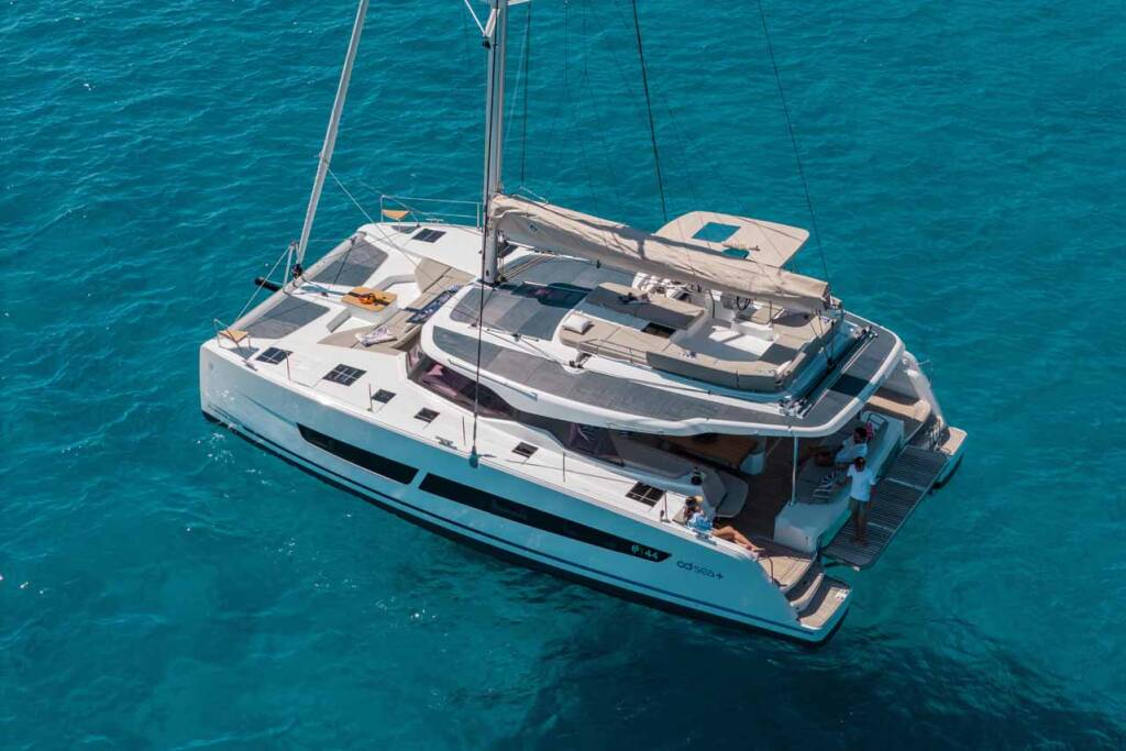 Catamaran Fountaine Pajot FP 44 Quatuor Makatea
