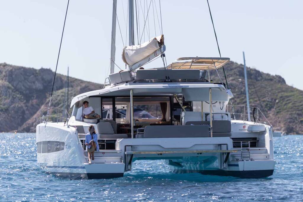 Catamaran Fountaine Pajot FP 44 Quatuor Makatea