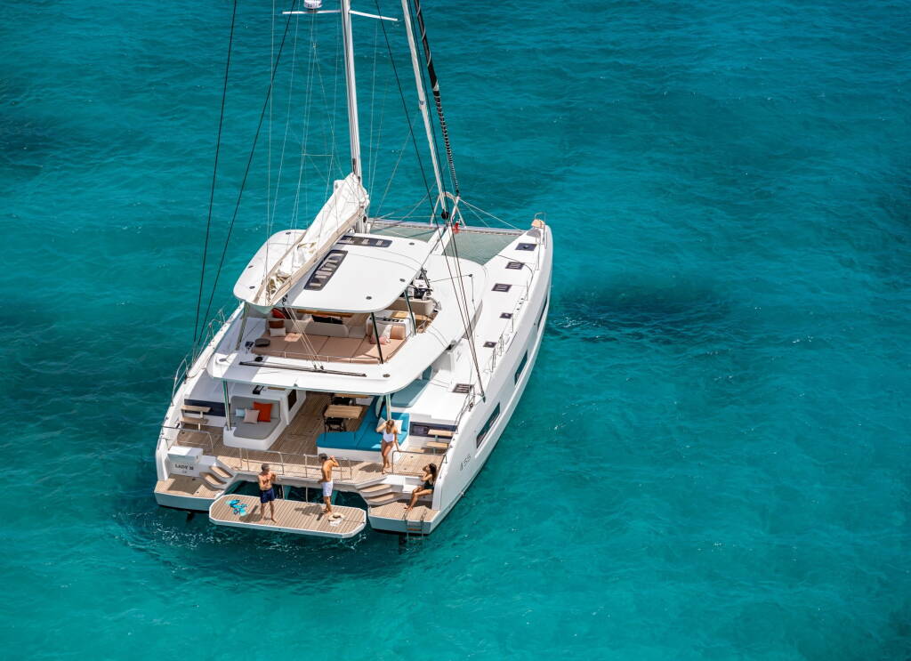 Katamaran Fountaine Pajot New 44 Quatuor Blue Argo