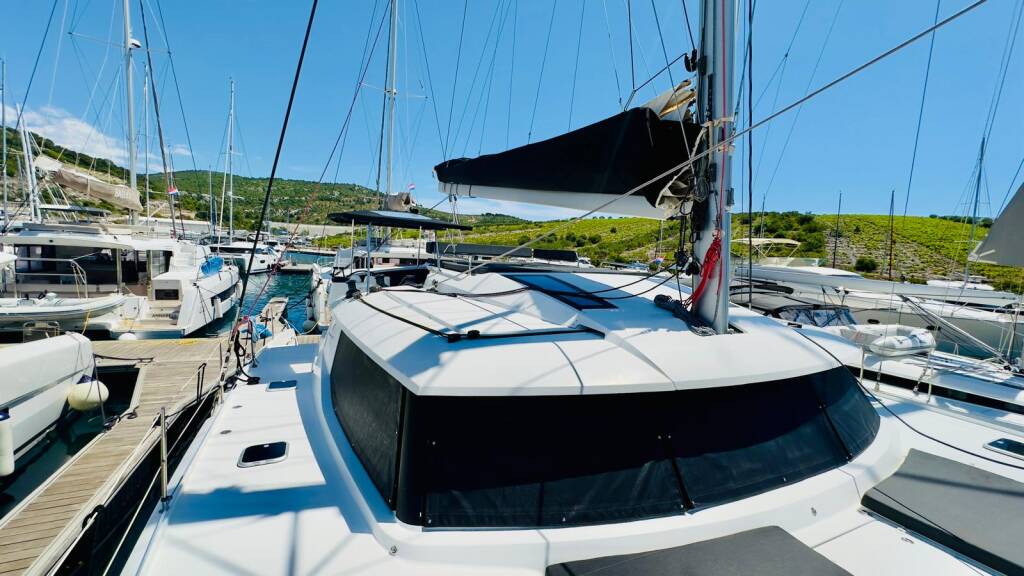 Catamaran Fountaine Pajot Saba 50 Franco Nero