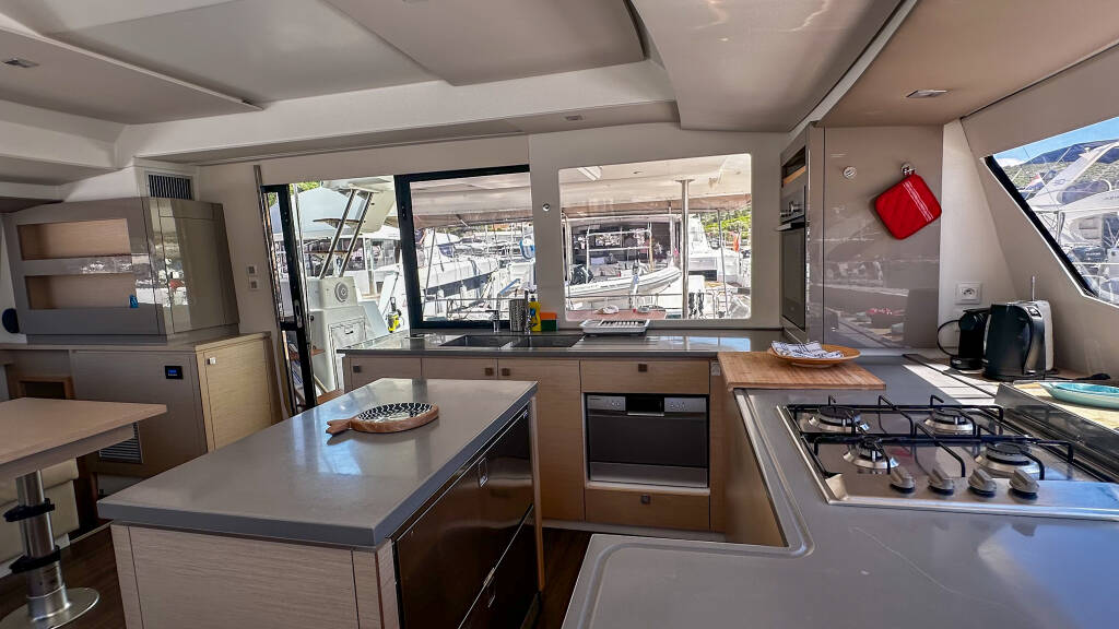Katamaran Fountaine Pajot Saba 50 Franco Nero