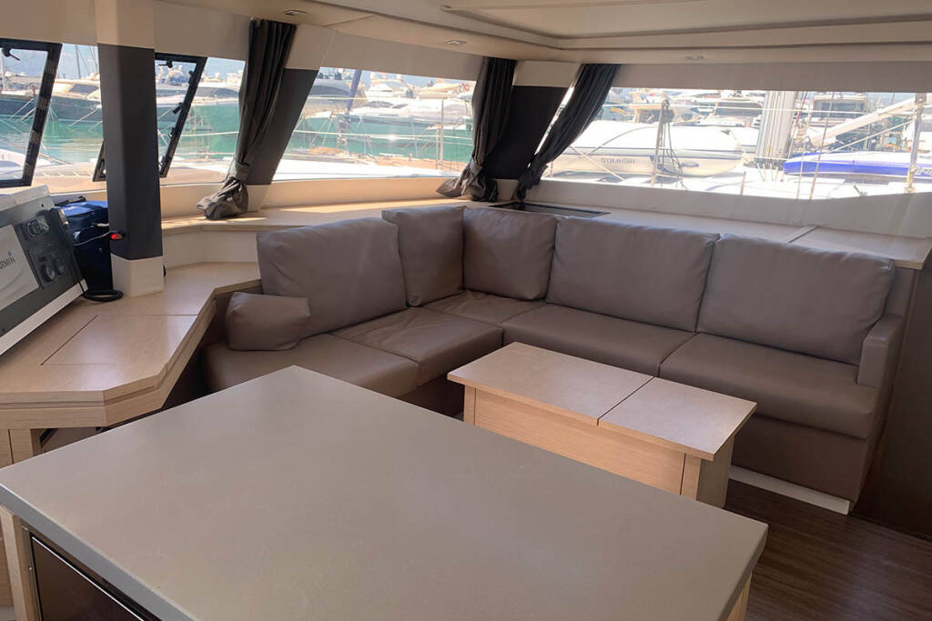 Katamaran Fountaine Pajot Saba 50 Waterloo