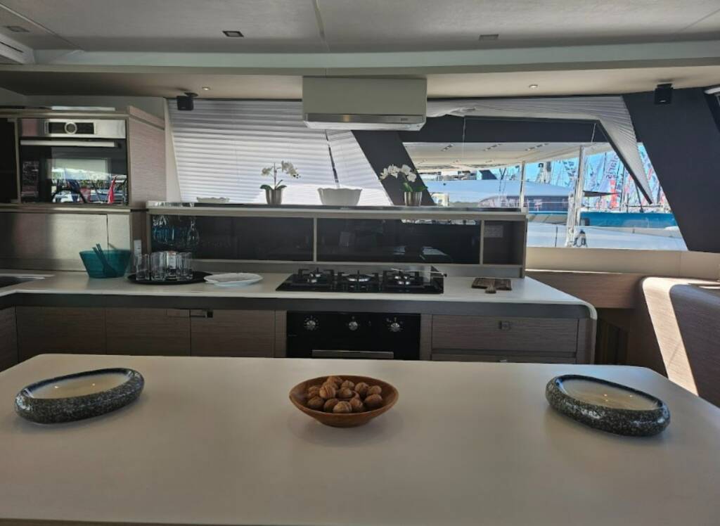 Katamaran Fountaine Pajot Samana 59 Azure