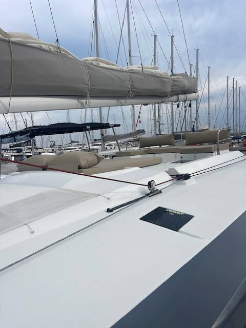 Katamaran Fountaine Pajot Saona 47 Quintet Red Rose
