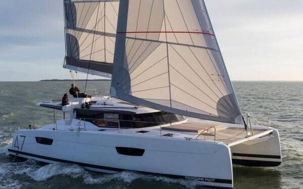 Fountaine Pajot Saona 47 Quintet Red Rose Mykonos