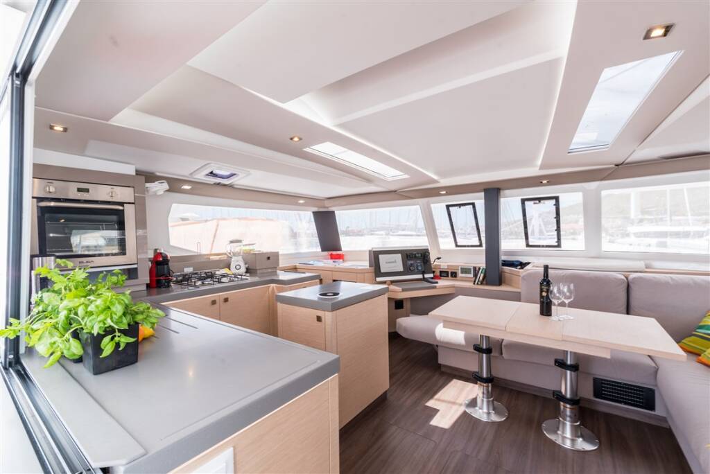 Katamaran Fountaine Pajot Saona 47 Quintet 