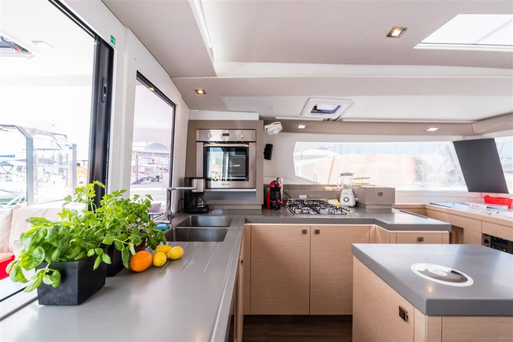 Katamaran Fountaine Pajot Saona 47 Quintet 