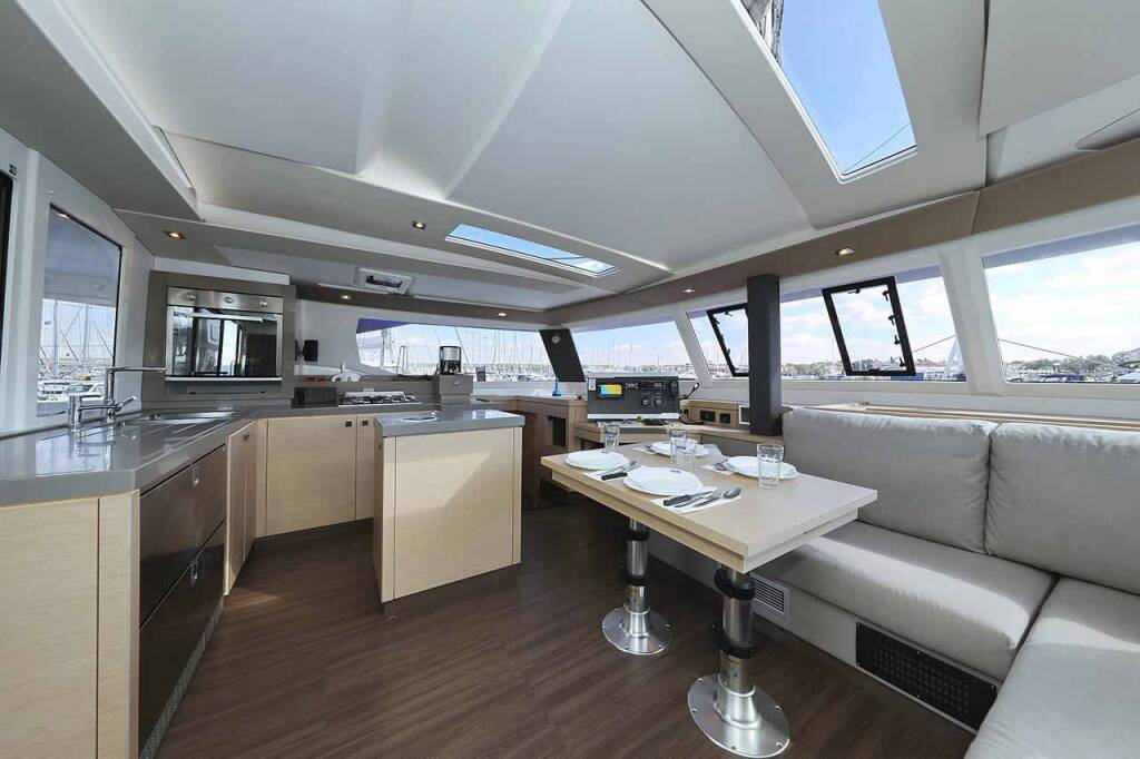 Katamaran Fountaine Pajot Saona 47 Quintet Fee