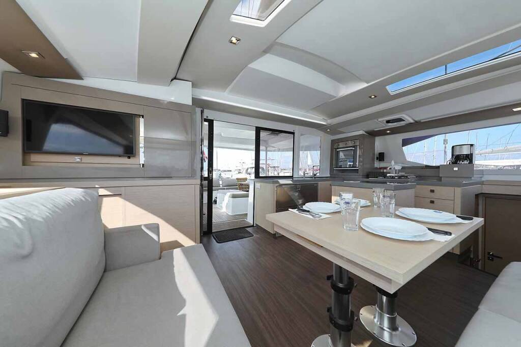 Katamaran Fountaine Pajot Saona 47 Quintet Fee