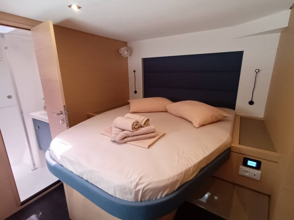 Katamaran Fountaine Pajot Tanna 47 Eros