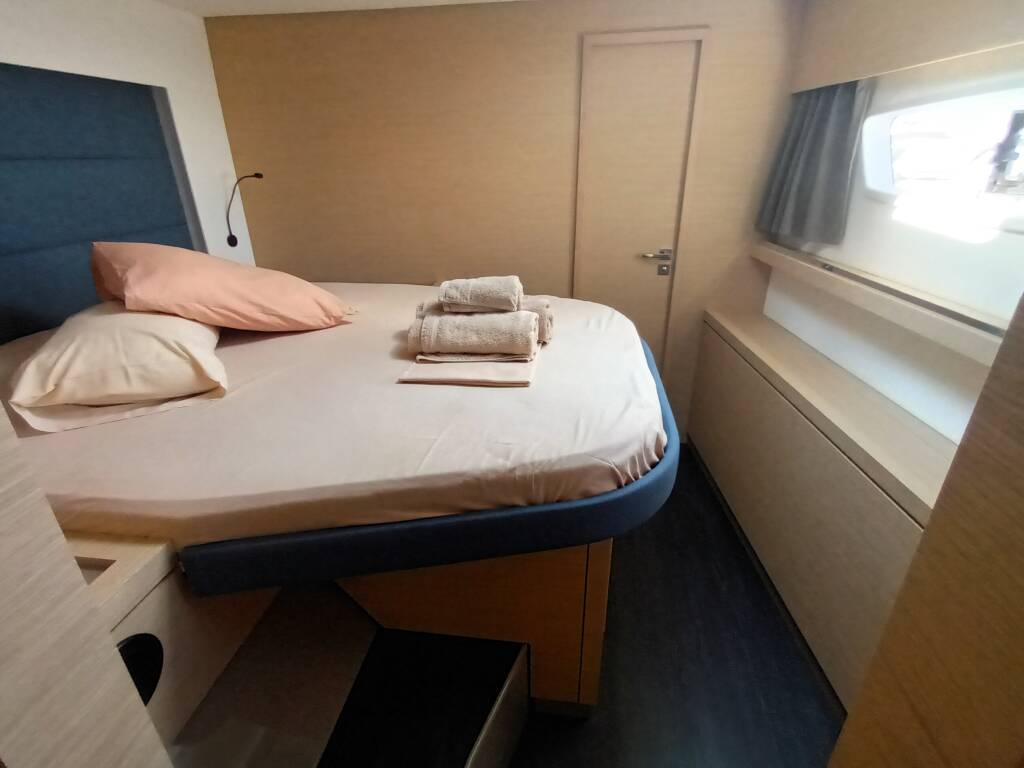 Katamaran Fountaine Pajot Tanna 47 Eros