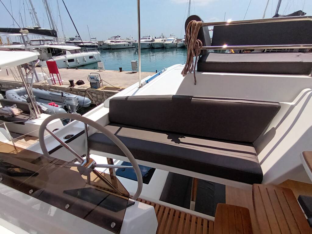 Katamaran Fountaine Pajot Tanna 47 Eros