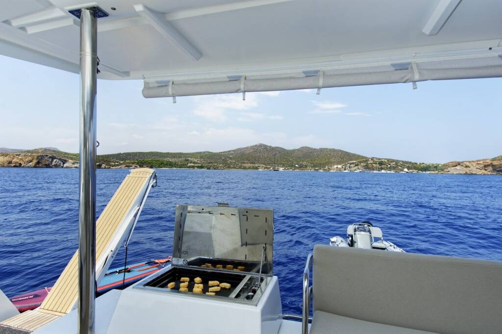 Katamaran Fountaine Pajot Tanna 47 Helidoni