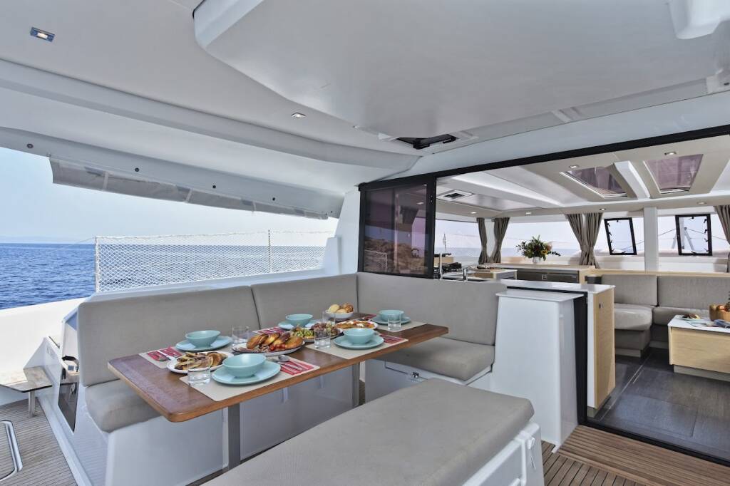Katamaran Fountaine Pajot Tanna 47 Helidoni