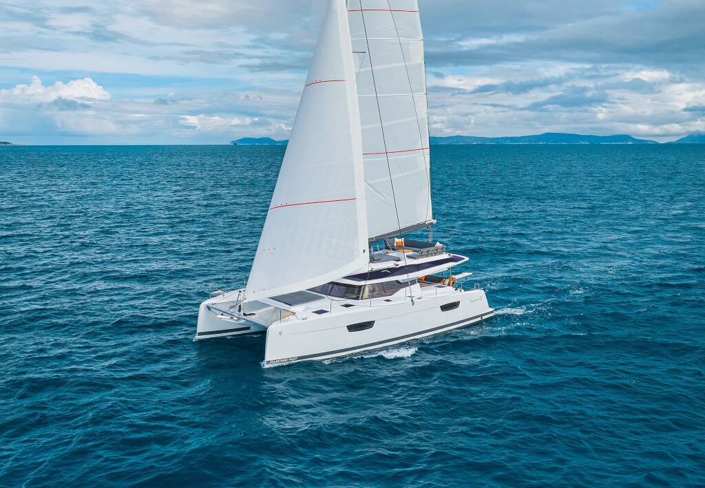 Catamaran Fountaine Pajot Tanna 47 First Life