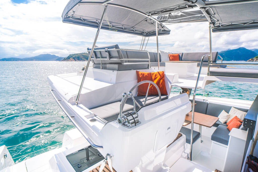 Katamaran Fountaine Pajot Tanna 47 First Life