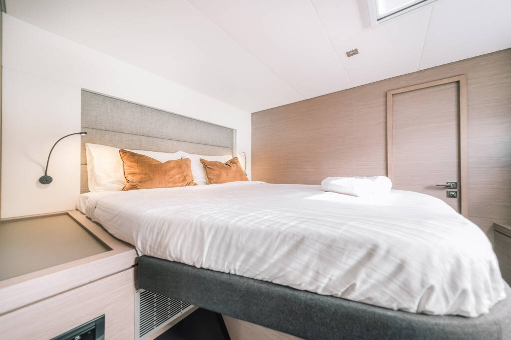 Katamaran Fountaine Pajot Tanna 47 First Life