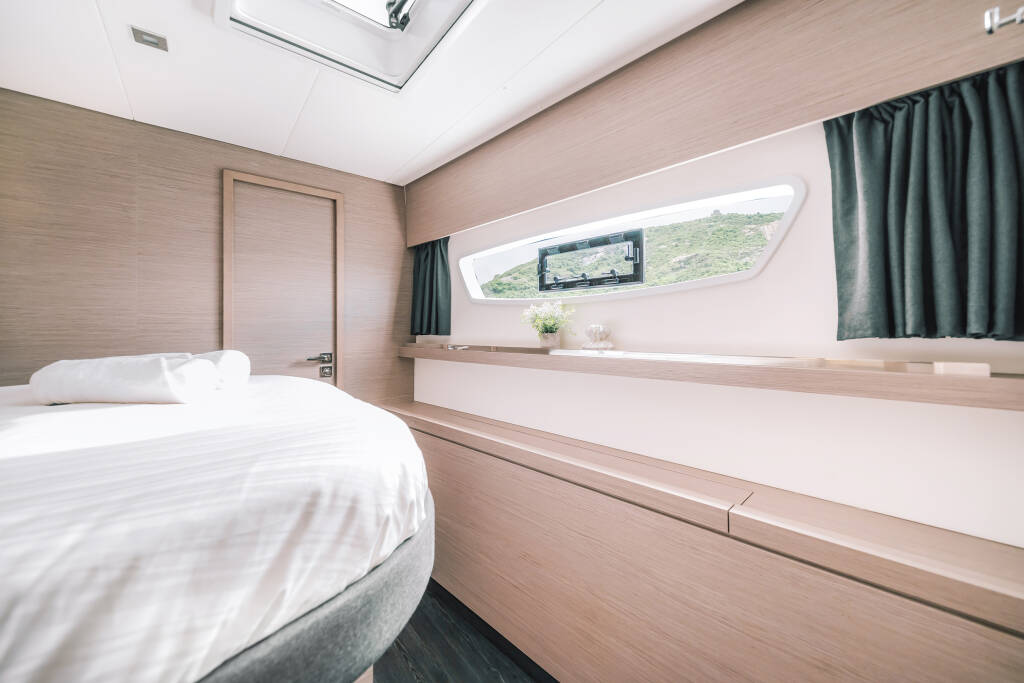Katamaran Fountaine Pajot Tanna 47 First Life