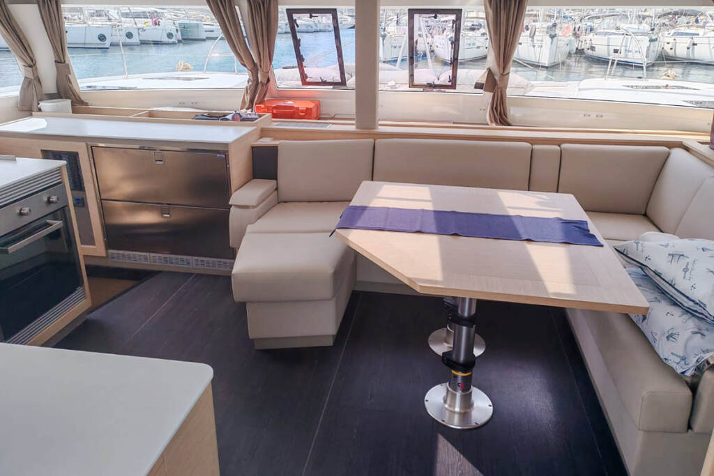 Katamaran Fountaine Pajot Tanna 47 Mateta II