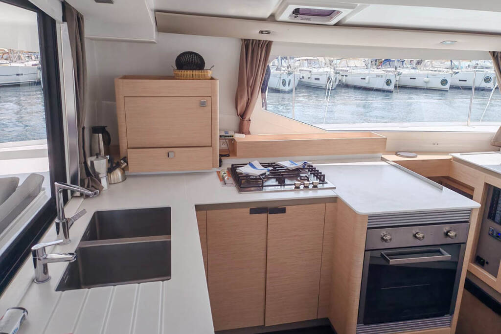 Katamaran Fountaine Pajot Tanna 47 Mateta II