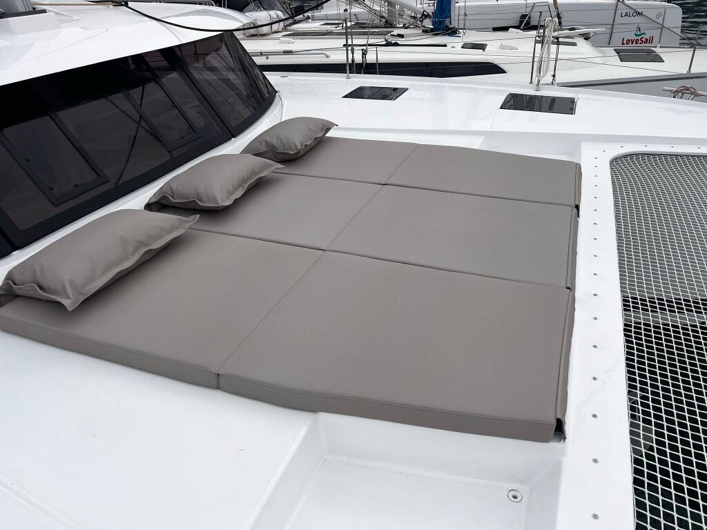Katamaran Fountaine Pajot Tanna 47 Blue Angel