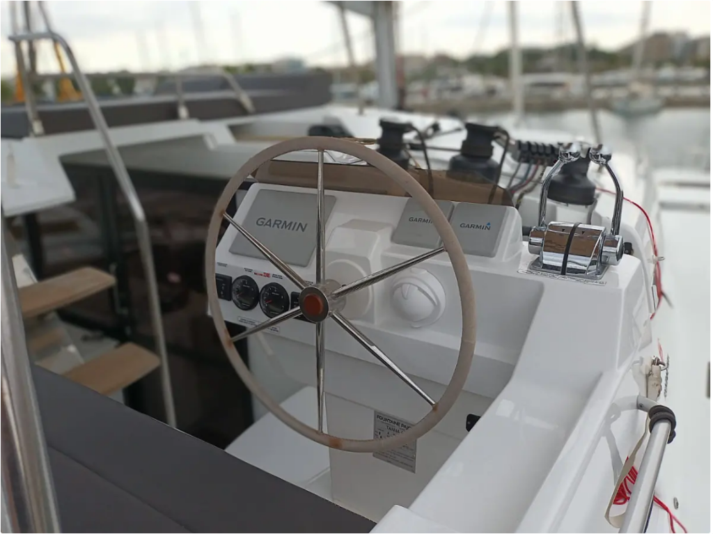 Katamaran Fountaine Pajot Tanna 47 Eros