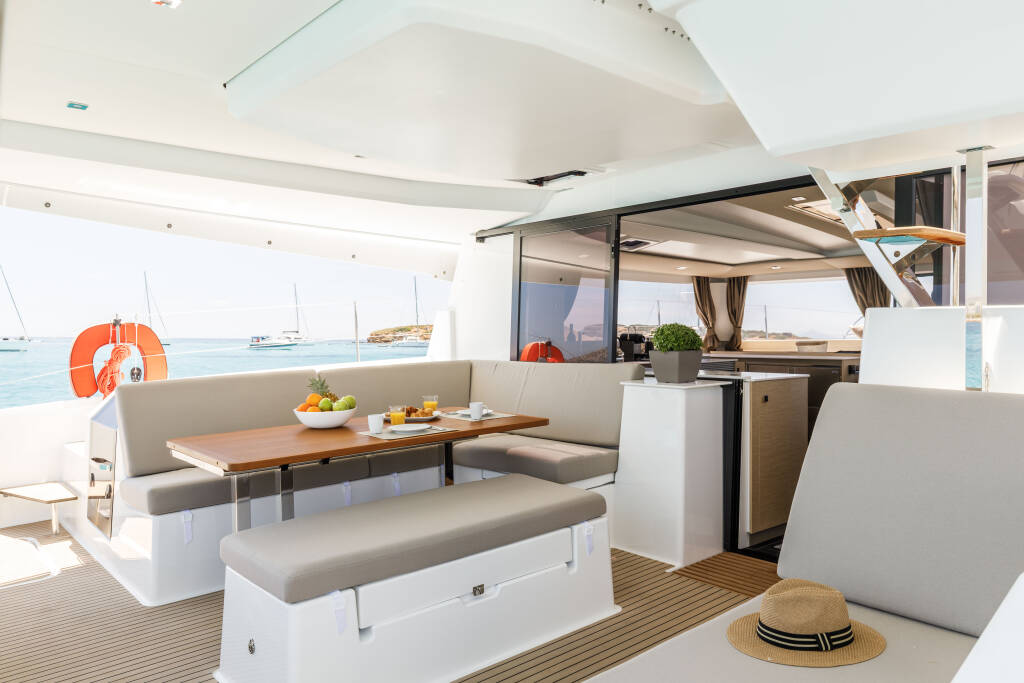 Catamaran Fountaine Pajot Tanna 47 Nerida
