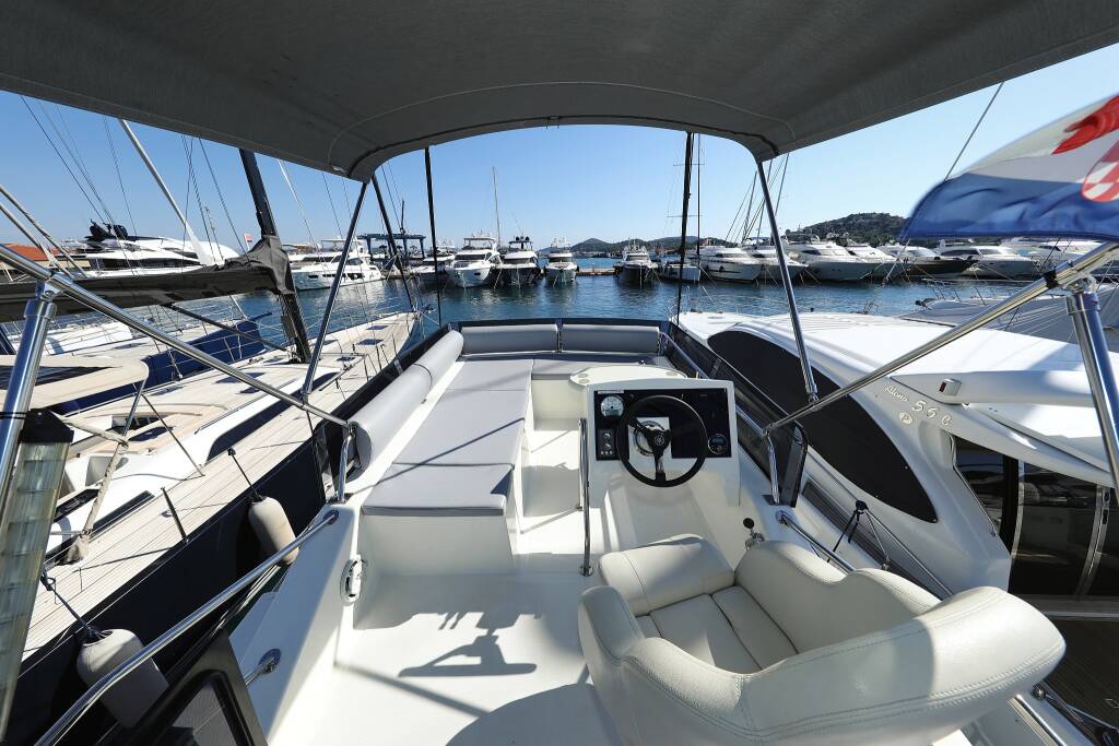 Motoryacht Futura 40 Grand Horizon Nanda*