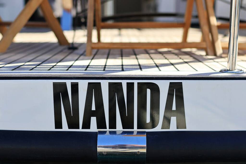 Motor yacht Futura 40 Grand Horizon Nanda