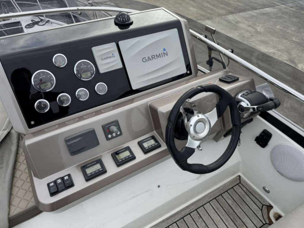 Motor yacht Galeon 420 Minesa