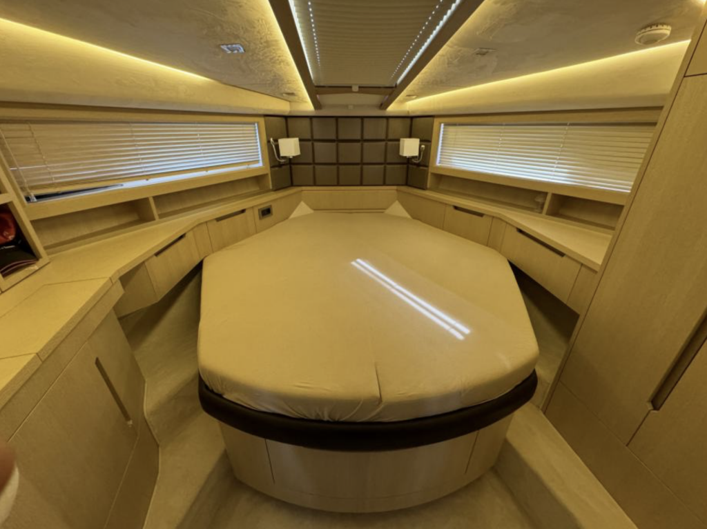 Motor yacht Galeon 420 Minesa